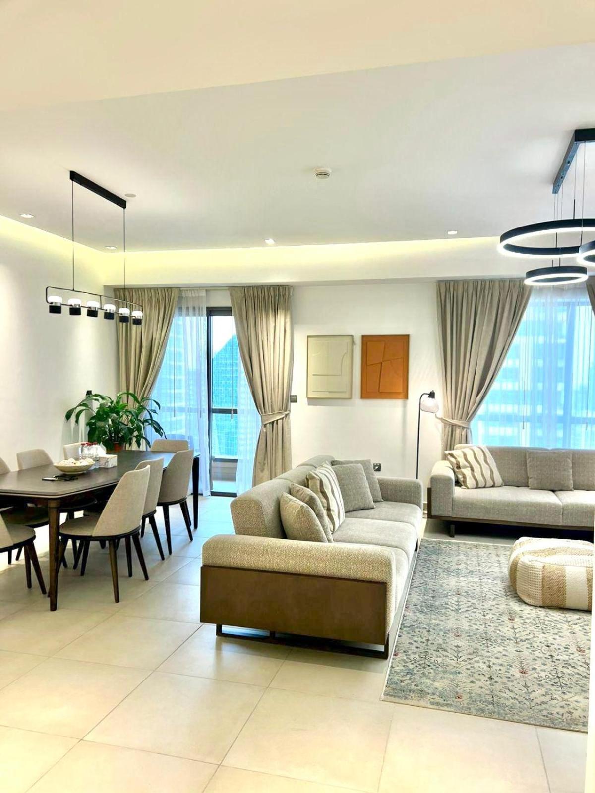Apartment Jbr By Happy Season
