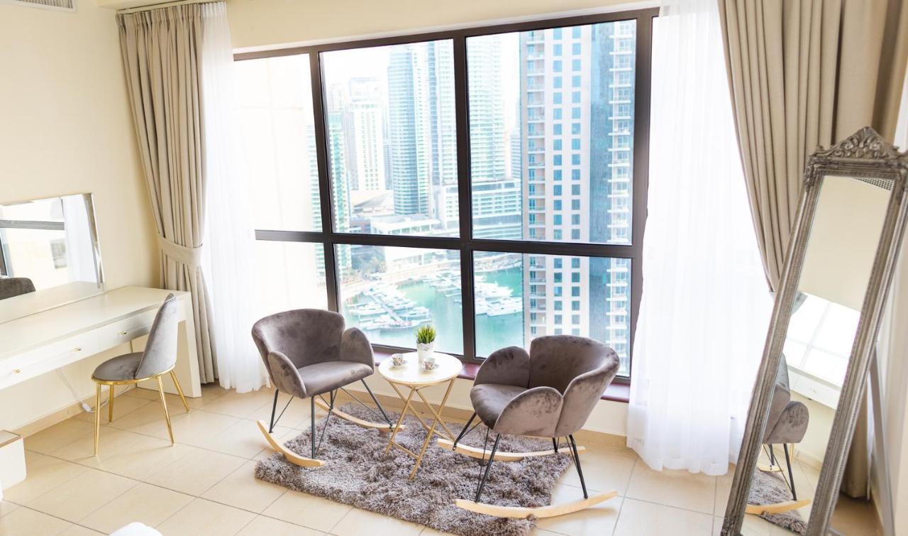Апартаменти Jbr By Happy Season
